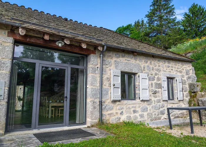 Dom wakacyjny De La Grange - Domaine De Coulagnettes Serverette